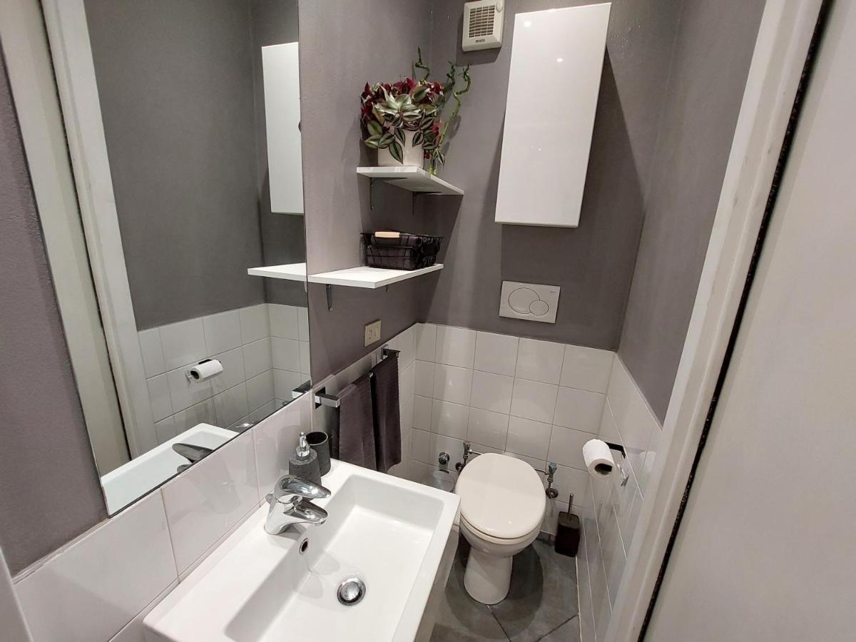 Garibaldi Station - L' Isola Che C'E Apartment - 12 Mins To Rho Fiera Milano Exterior photo